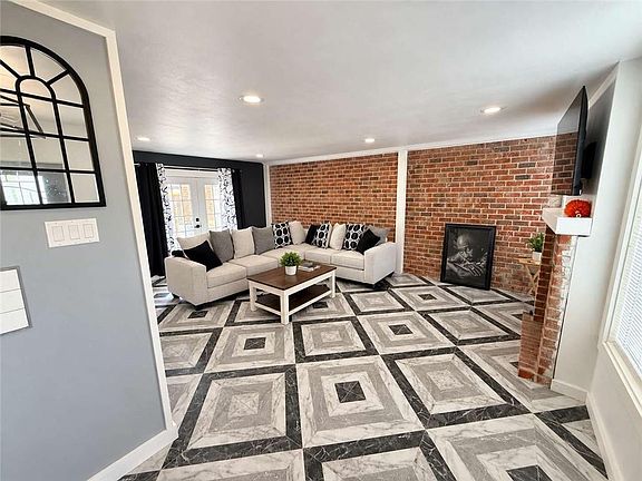 2nd image of 6201 Morrison Rd Unit 1304