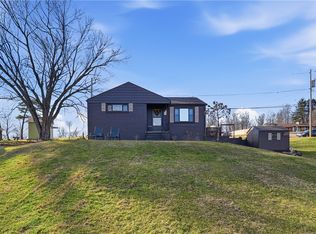 341 Sycamore St, Imperial, PA 15126