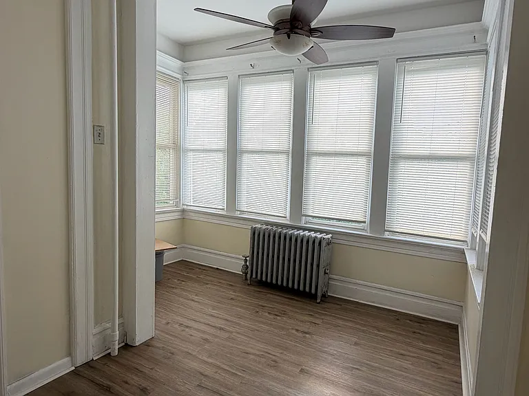 60 Vermont Ave #2 — Photo 6
