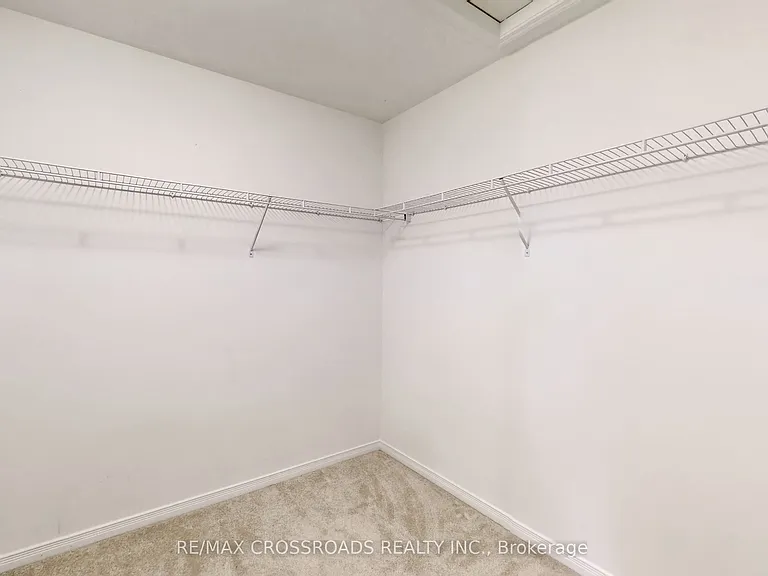 1638 Hetherington Dr — Photo 31