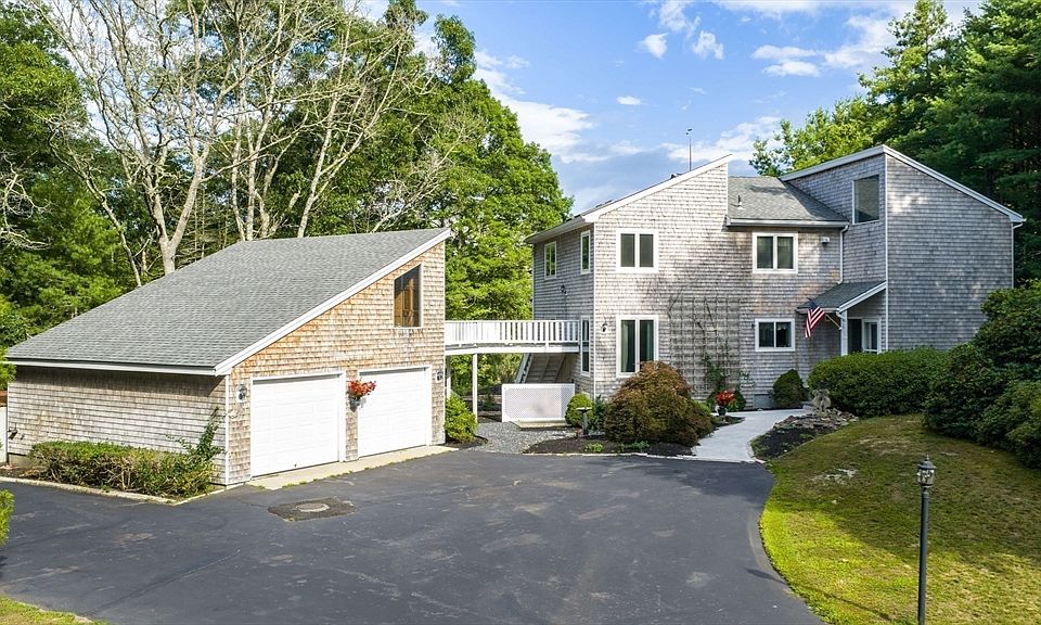 1st image of 46 Holly Pond Rd