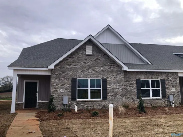 3247 McClellan Way SE, Decatur, AL 35603