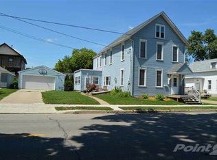 2279 Jackson St, Dubuque, IA 52001