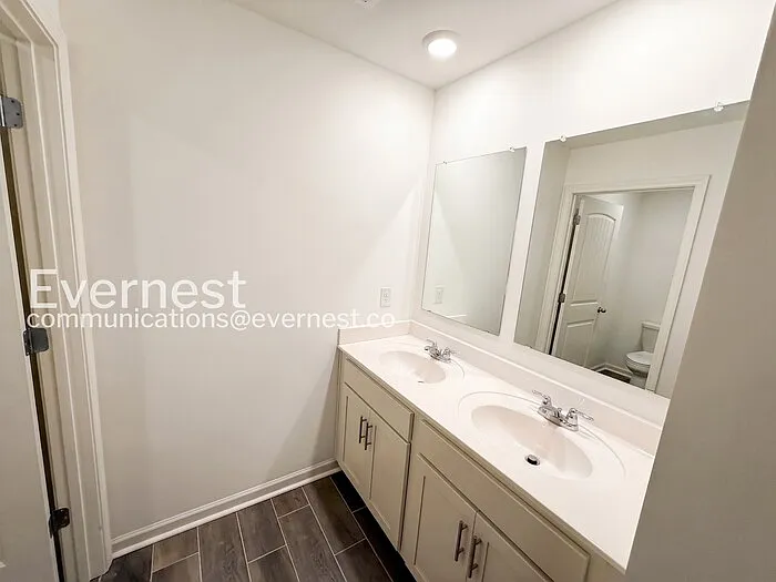 7044 Turnberry Highlands Cv — Photo 18