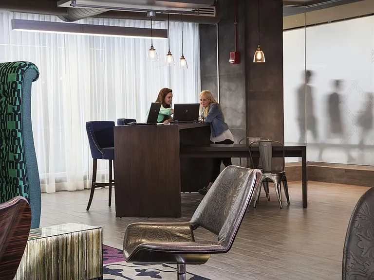Leasing Lobby