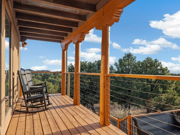 13 Arroyo Vis, Santa Fe, NM 87505