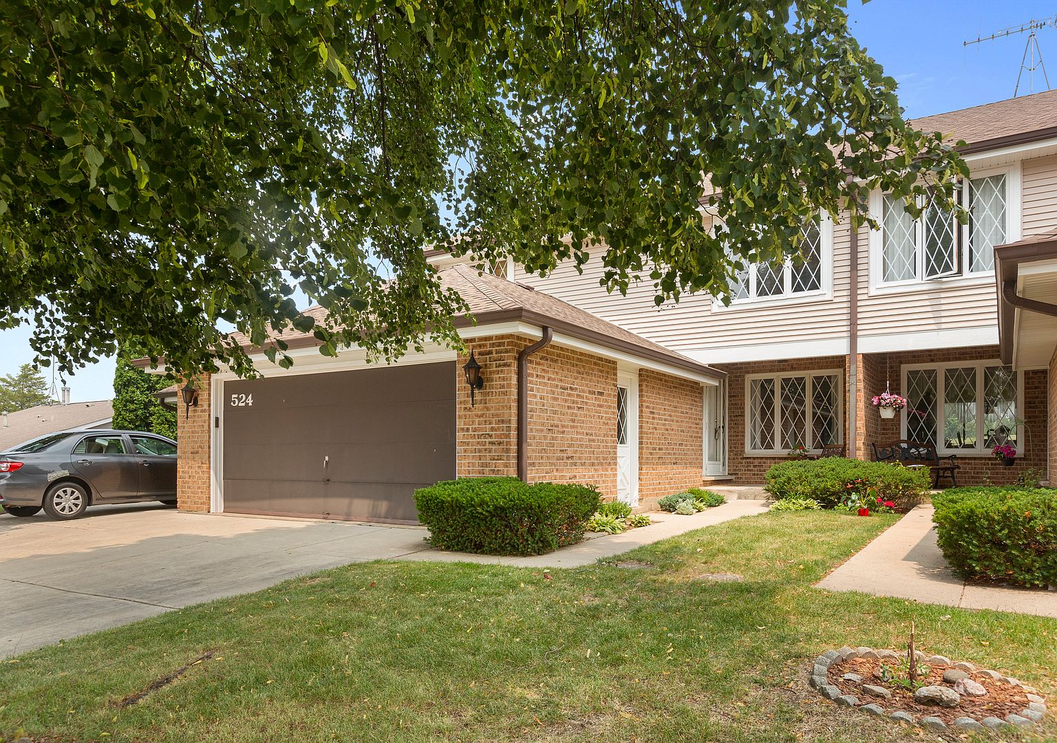 524 N Thornwood Dr 2, Mchenry, IL 60050 MLS 11844401 Zillow