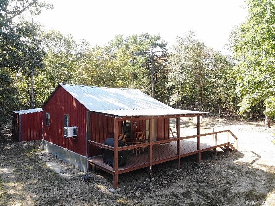 1st image of 305 Deer Run Rd