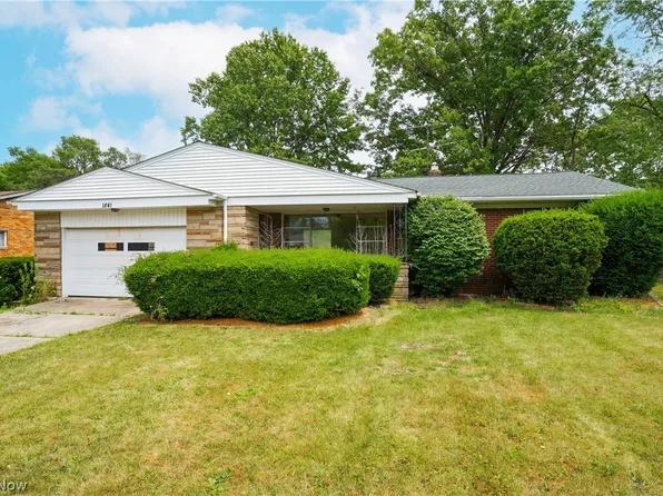 1841 Bremerton Rd, Lyndhurst, OH 44124