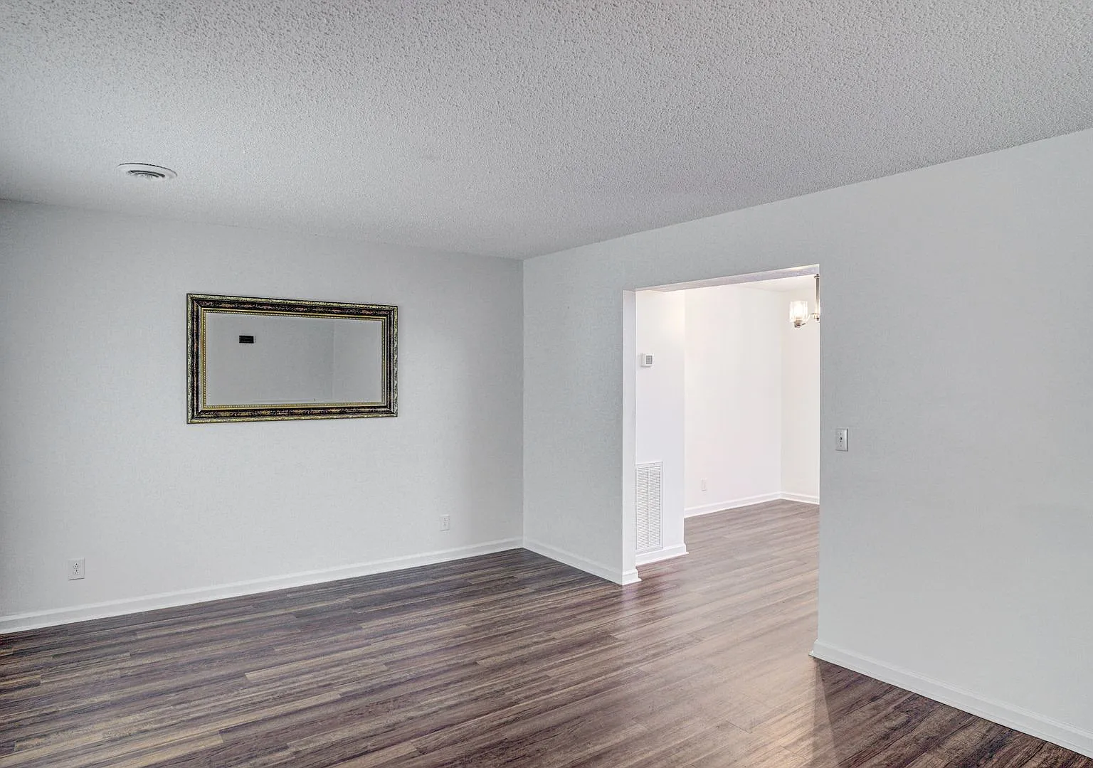 2 Bdrm / 1.5 Bath Townhouse In Johnson City - Near Etsu, Jcmc & Va — Photo 2