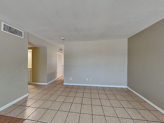 4th image of 4122 W Echo Ln