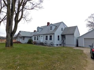4791 E Mount Garfield Rd, Fruitport, MI 49415