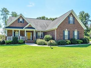 7464 Pine Ridge Dr, Denver, NC 28037