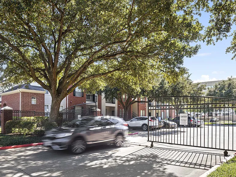 Camden Sugar Grove — Photo 26