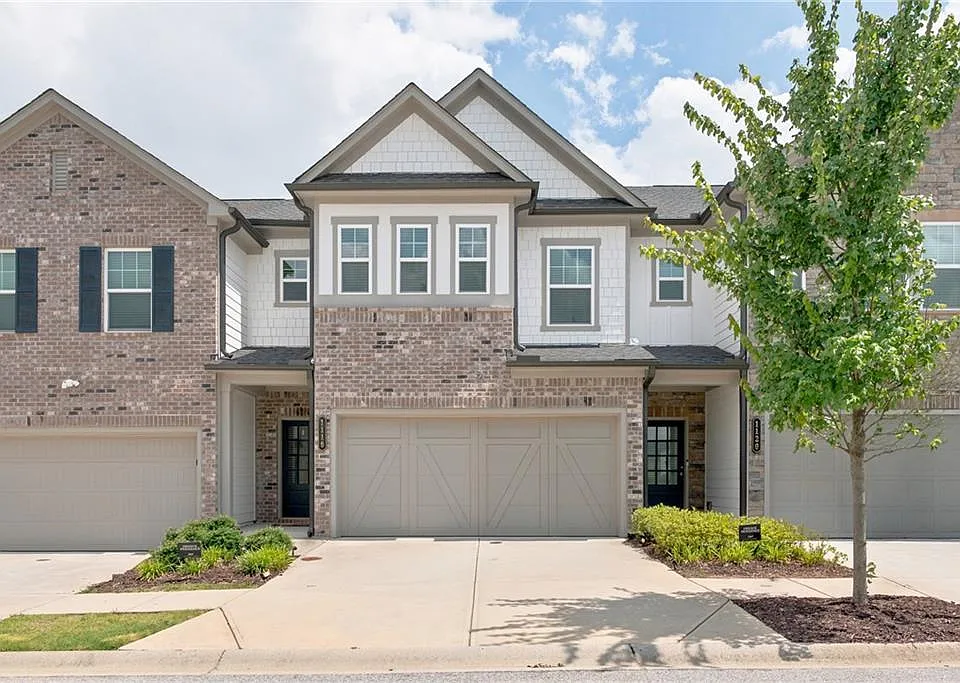1118 Lossie Ln