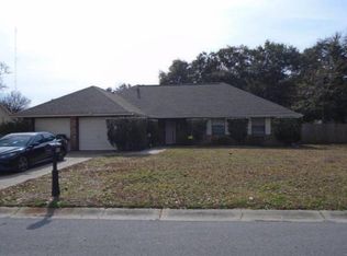904 Regal Dr, Long Beach, MS 39560