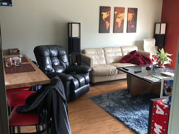 5th image of 4351 Parklawn Ave #104