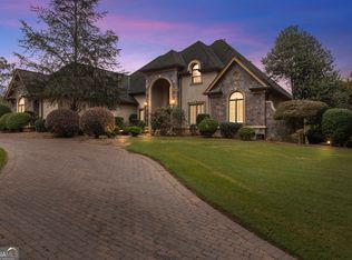 450 Rome Beauty Ln, Clarkesville, GA 30523