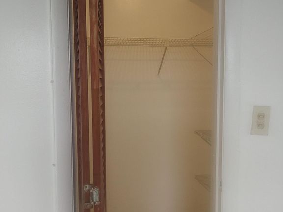 5th image of 9405 W Flagler St