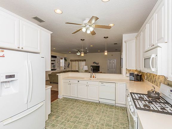 3rd image of 1432 Grand Cayman Cir