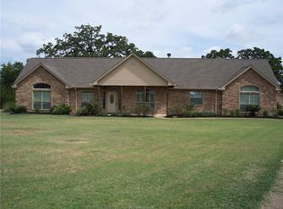 9421 Daisy Ln, College Station, TX 77845