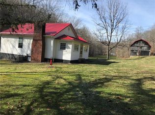 352 Big Creek Rd, Hamlin, WV 25523