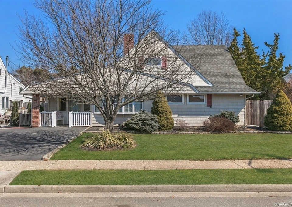 1st image of 39 Arbor Ln