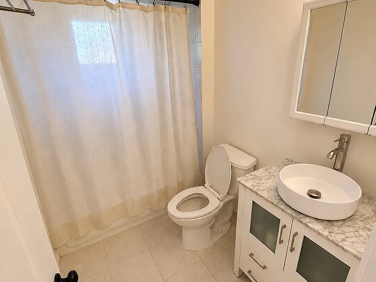 203 Sprague Ave #2 — Photo 9