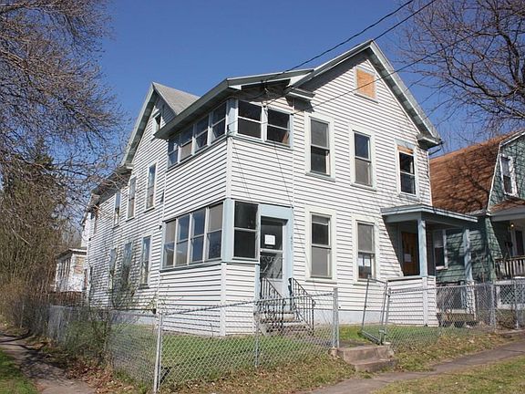 2nd image of 401 Greenway Ave