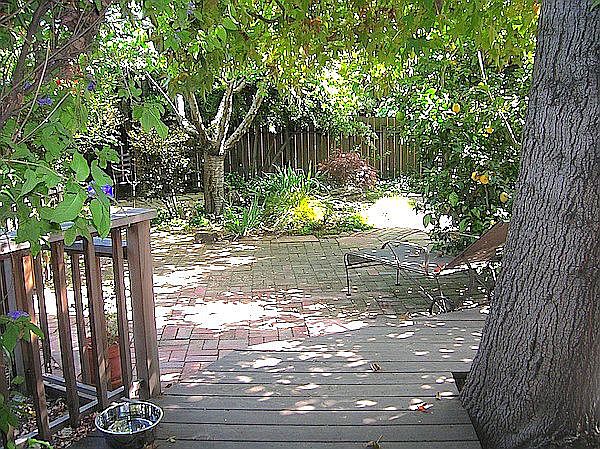 2nd image of 2628 Esmond Ave