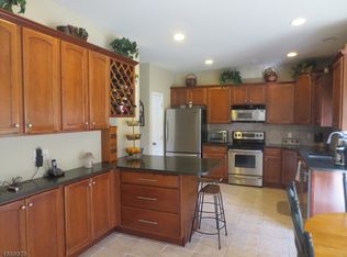 34 Dyer Rd, Wantage, NJ 07461