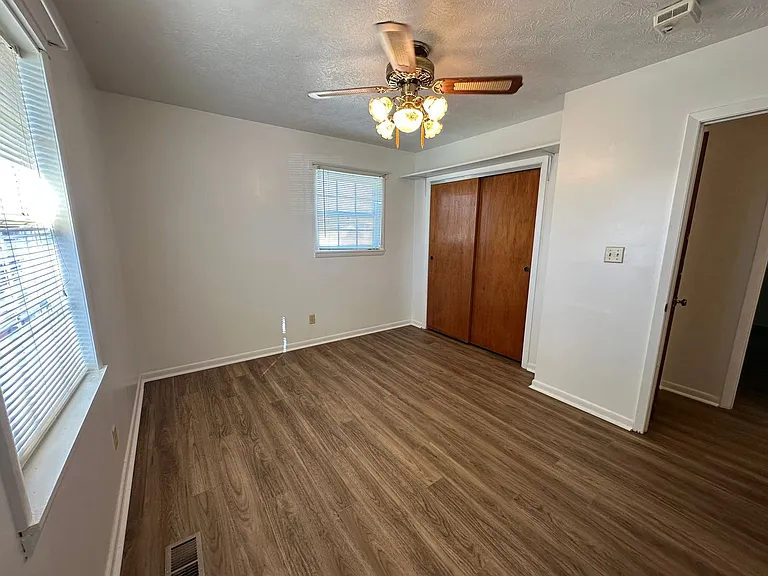 1405 Circle Dr — Photo 15