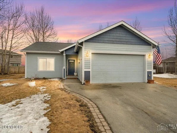 1125 W Angel Cir, Palmer, AK 99645