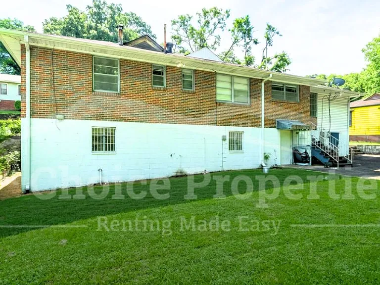 1708 Decatur Ave — Photo 2