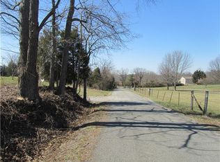 3 Bridges Rd, Springfield, TN 37172