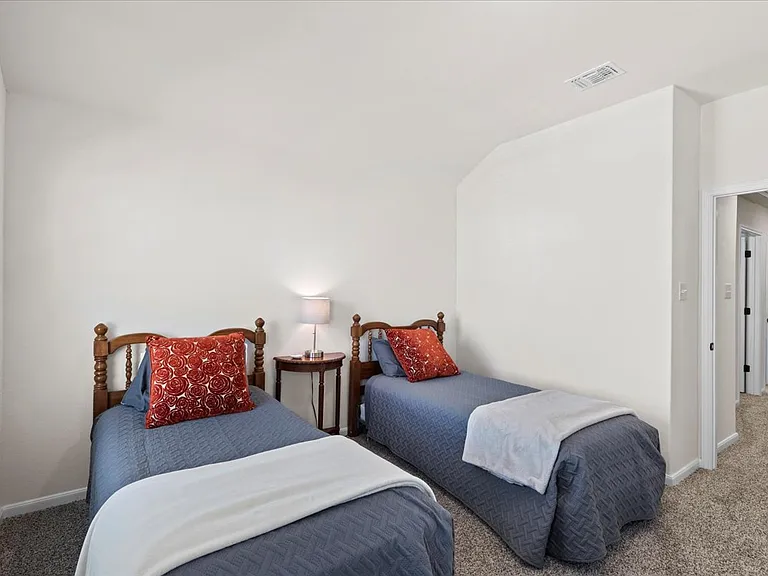 13710 Enzo Gate #102 — Photo 16
