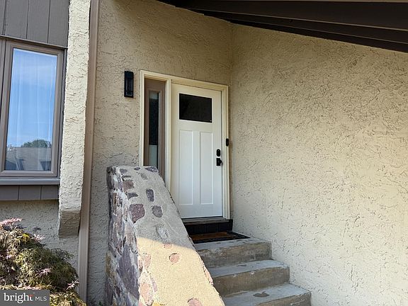 2nd image of 42 Golf Club Dr