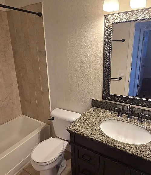 1506 Tammy Way — Photo 14