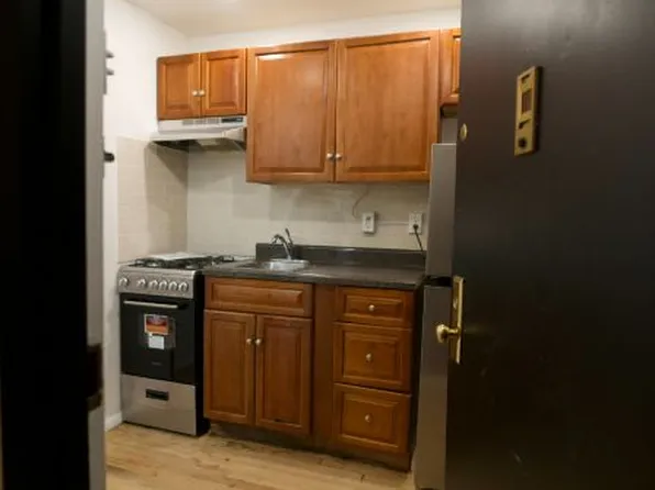 223 West 138th Street image 1 of 4