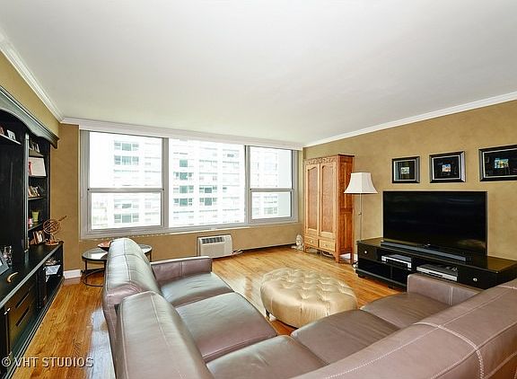 3rd image of 3600 N Lake Shore Dr APT 1412