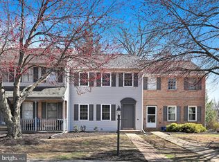 62 Brookfield Rd, Lititz, PA 17543