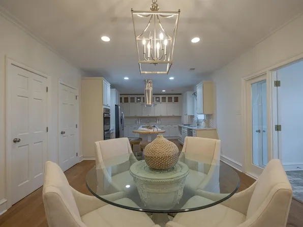 6302 Massey Oaks Cv, Memphis, TN 38120