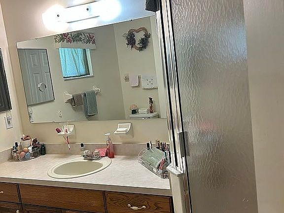 Master bath with shower