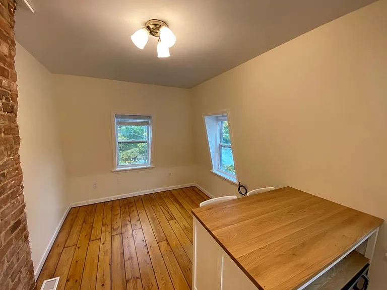 321 Roosevelt Dr #321 — Photo 3