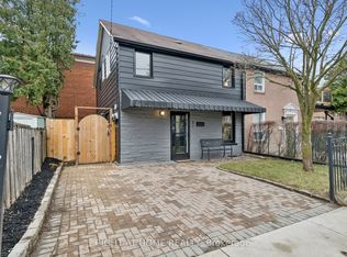 1 Auburn Ave, Toronto, ON