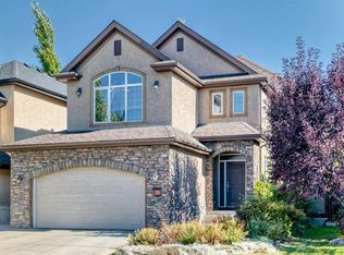 70 W Tuscany Glen Way NW, Calgary, AB T3L 2V9