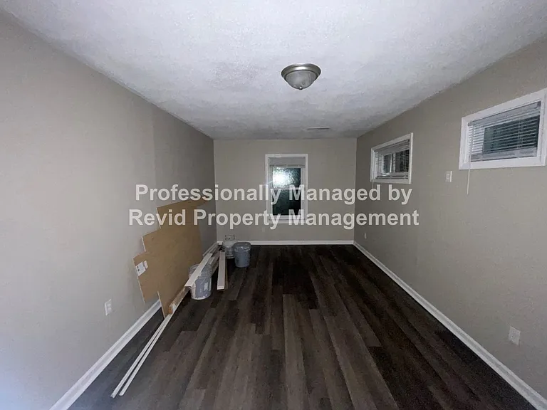 2763 Dalewood Ave — Photo 10
