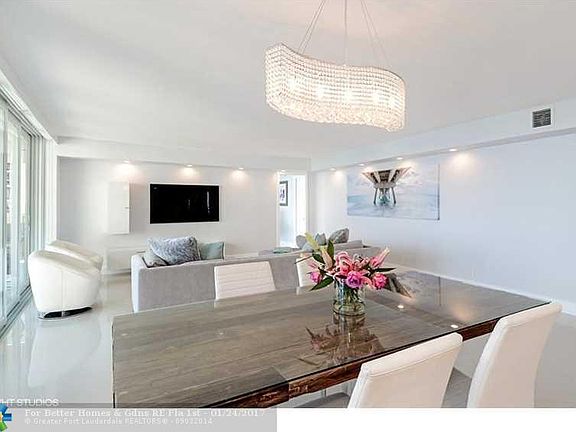 3rd image of 4280 Galt Ocean Dr APT 18A