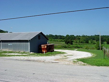 4th image of 103 S Dilworth Ln