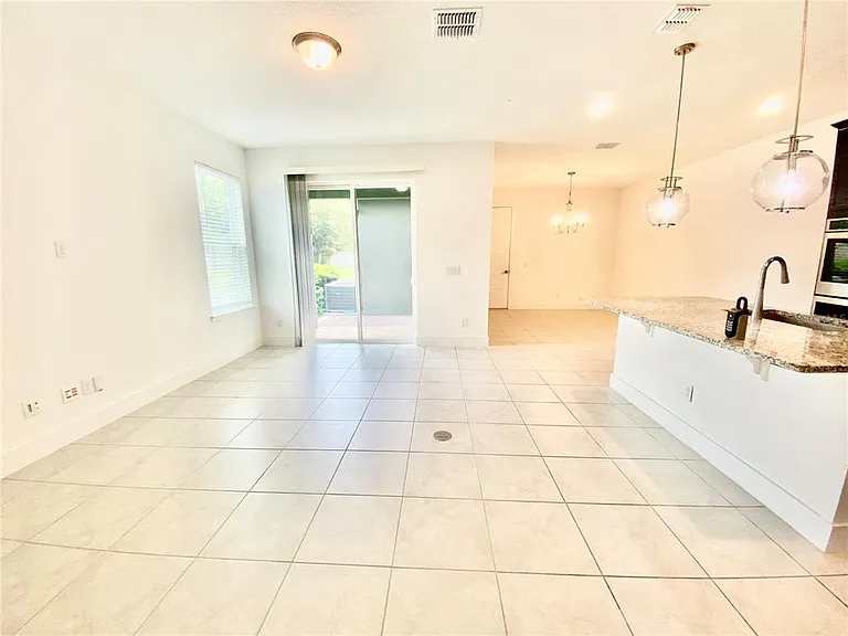 7206 Carrickbend Ln — Photo 25